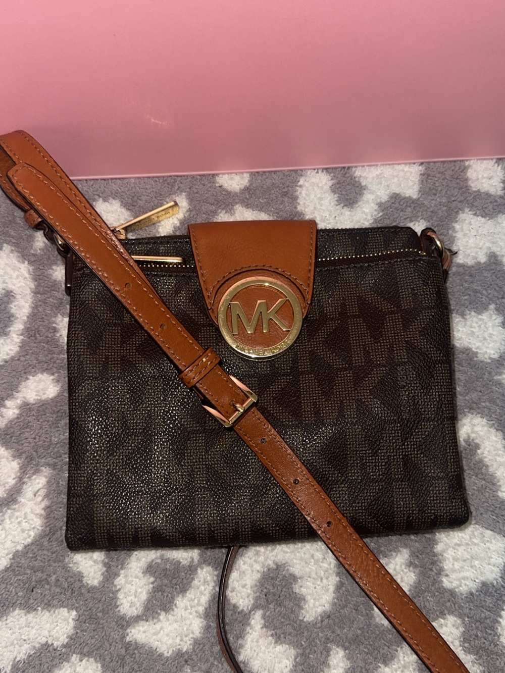 Michael Kors Brown and Gold Signature Crossbody